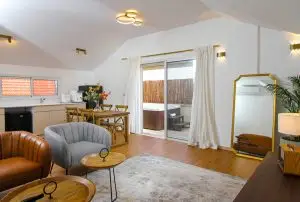 מחירים של צימרים לזוגות בזכרון יעקב